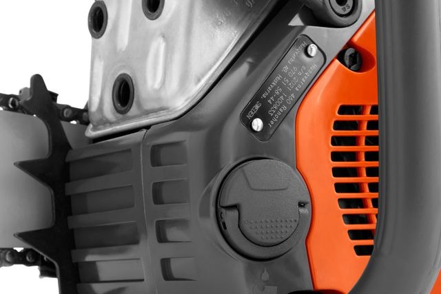 Husqvarna 460 Rancher 20 in. 60.3cc 2-Cycle Gas Powered Chainsaw - view 4