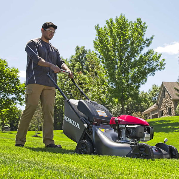 Honda HRN216VKA 21 in. 3-in-1 Variable Speed Self-Propelled Gas Lawn Mower (GCV170 Engine) - view 5