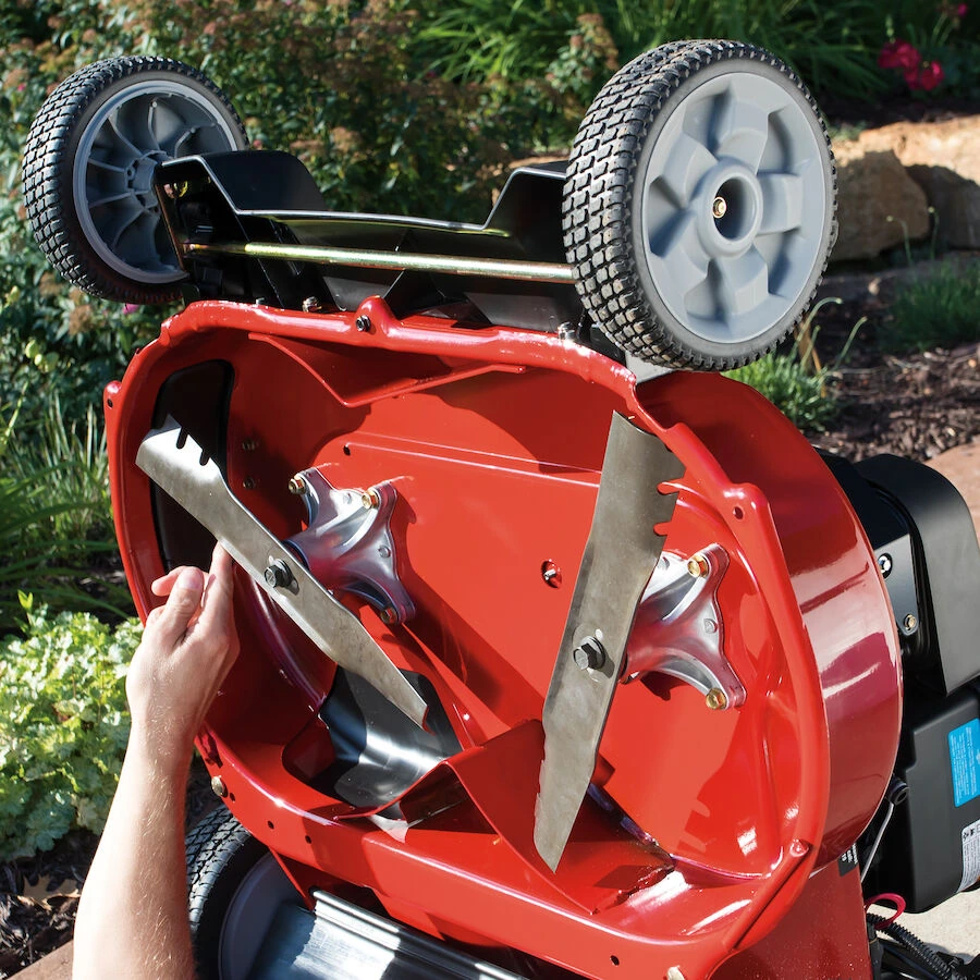 Toro 30 in. TimeMaster Personal Pace Gas Lawn Mower (21199) - view 9