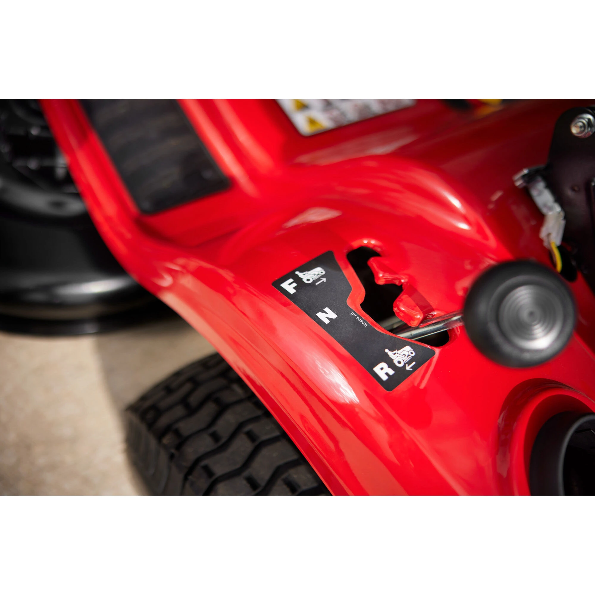 Troy-Bilt Bronco 46 547cc Riding Lawn Mower (13A878BTA66) - view 10