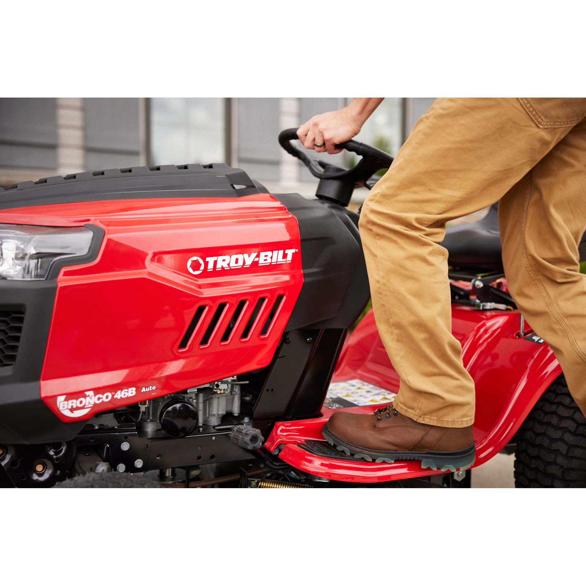 Troy-Bilt Bronco 46 547cc Riding Lawn Mower (13A878BTA66) - view 11